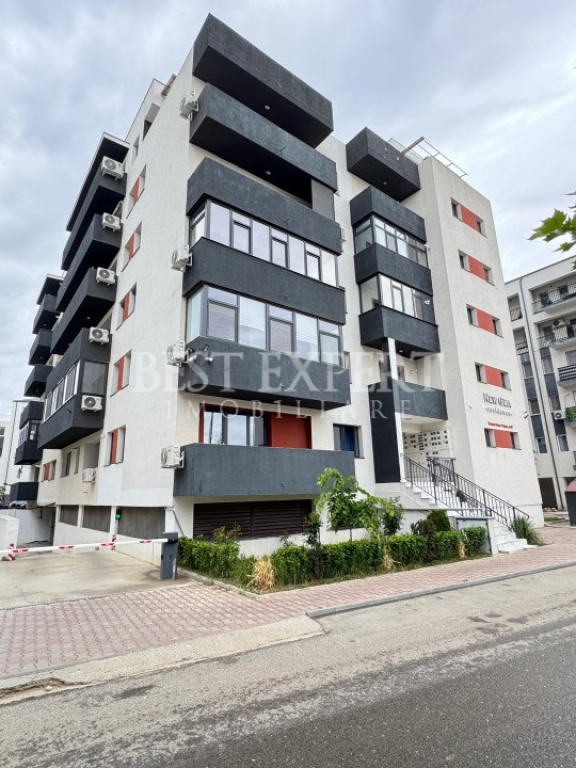 2 Camere Parcare Demisol -Disponibilitate imediata