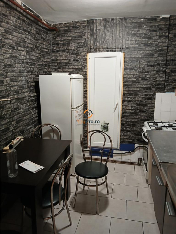 Apartament 2 camere decomandat etaj 3 zona Freidorf,Fabrica