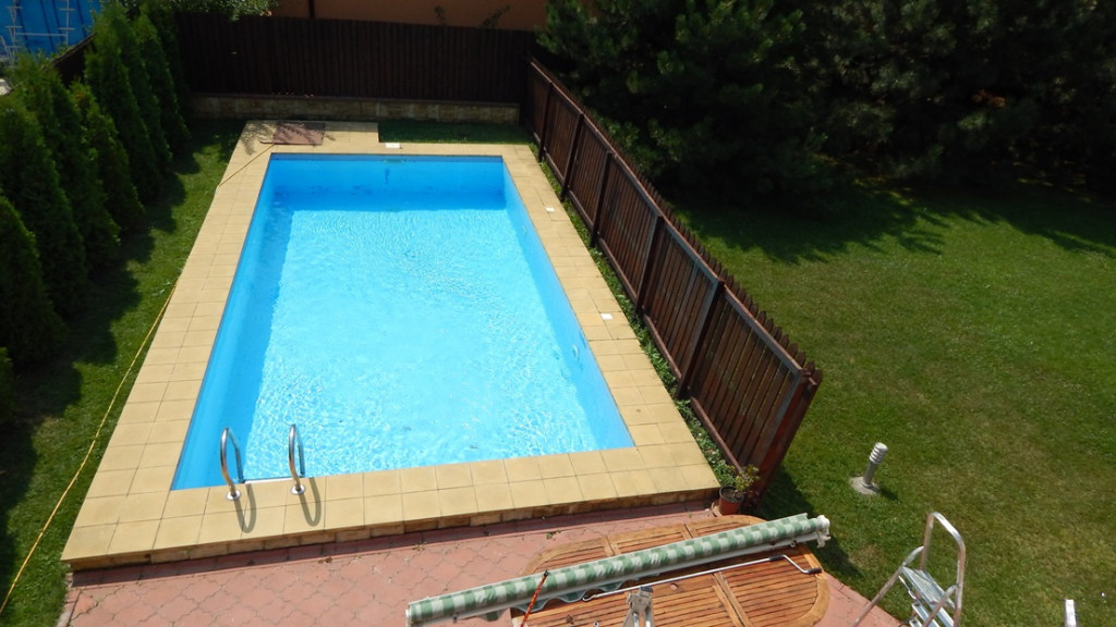 IANCU NICOLAE, zona British School ,vila cu piscina si curte