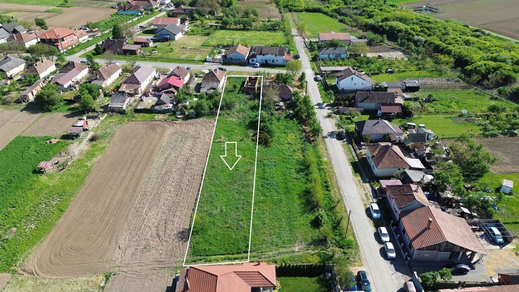 De vanzare Constuctie+Teren Intravilan 4KM>Satu Mare