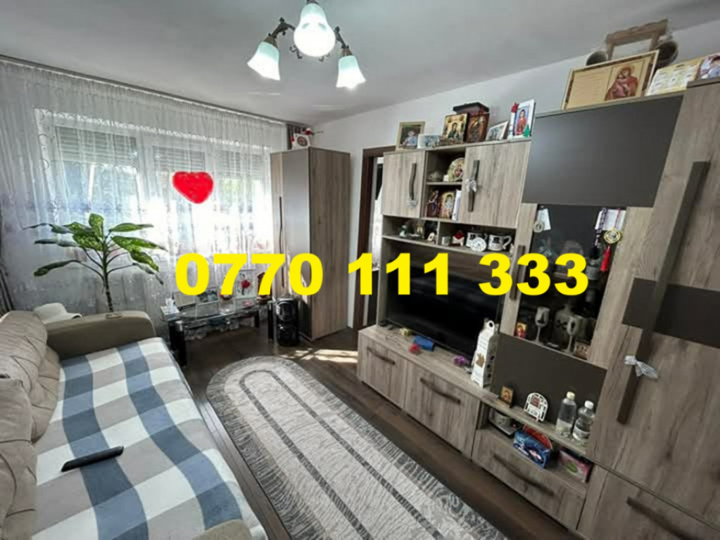 Apartament 3 camere confort 2, zona Viziru 2, etaj 3.