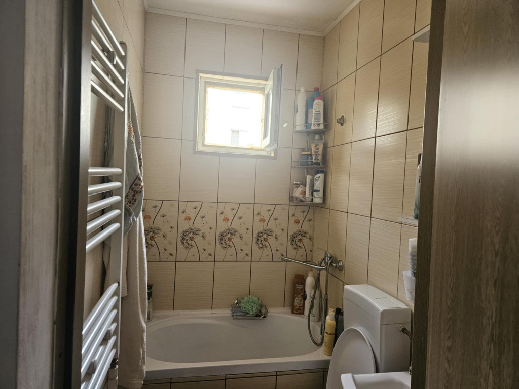 Apartament de 2 camere zona GEMENII