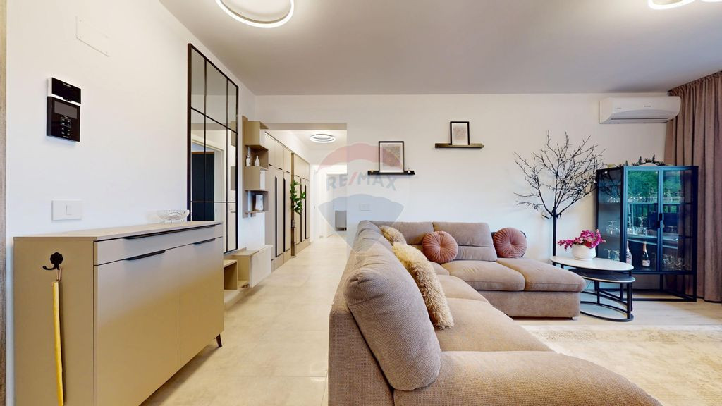 Apartament 3 camere de închiriat–mobilat lux, parcare ...