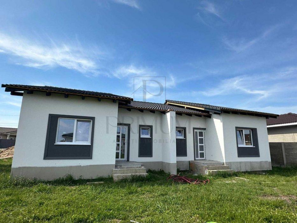 Duplex pe plan - personalizare interioara - toate utilitatil