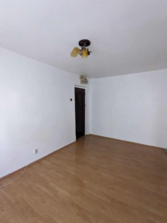 Vest-Aurora-gars, cf2, etaj 2, G,F, termop - 31900 euro