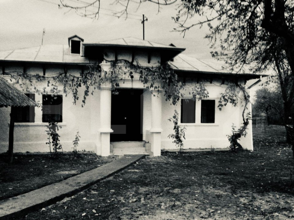 Casă de vacanță, de vanzare, 53 mp, zona Dobra