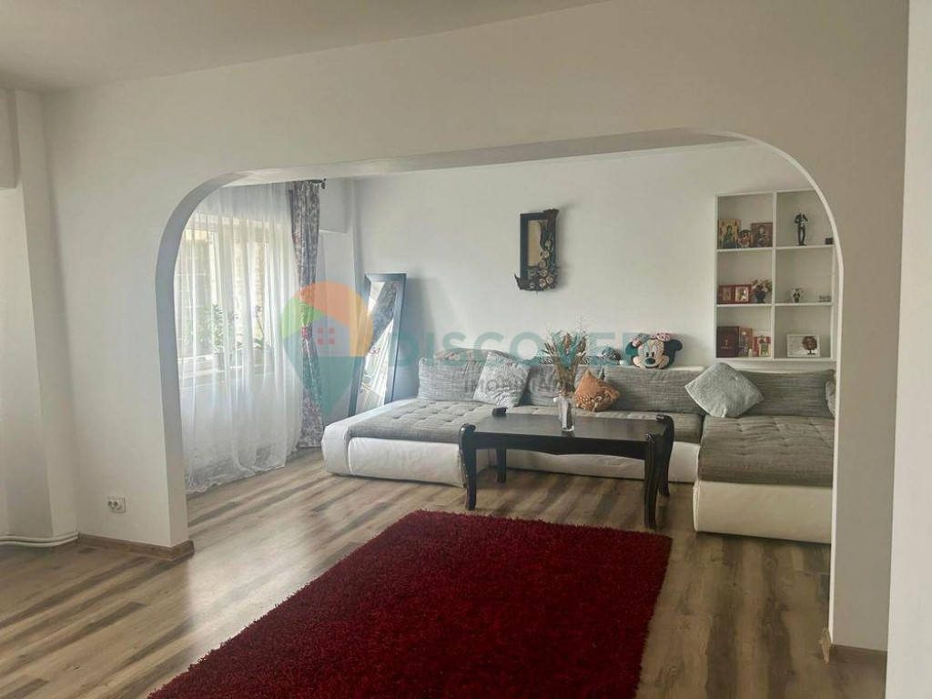 APARTAMENT 3 CAMERE 400€