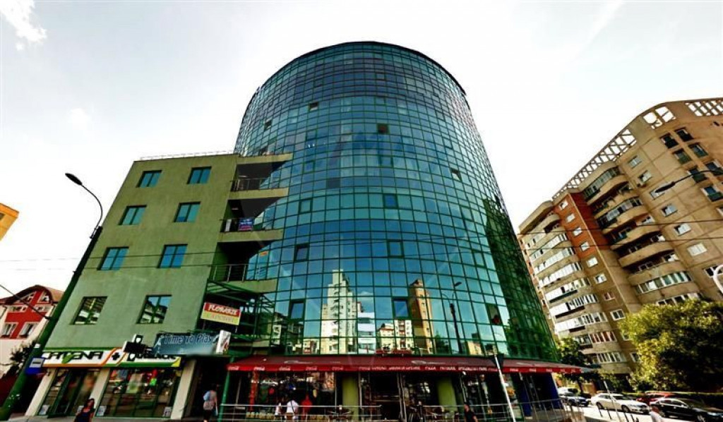 SPATIU COMERCIAL 80 MP OPEN SPACE CU GRUP SANITAR | GREEN...