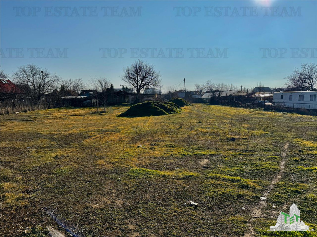 Teren cu toate utilitatile, iesire in 2 strazi de in Centr