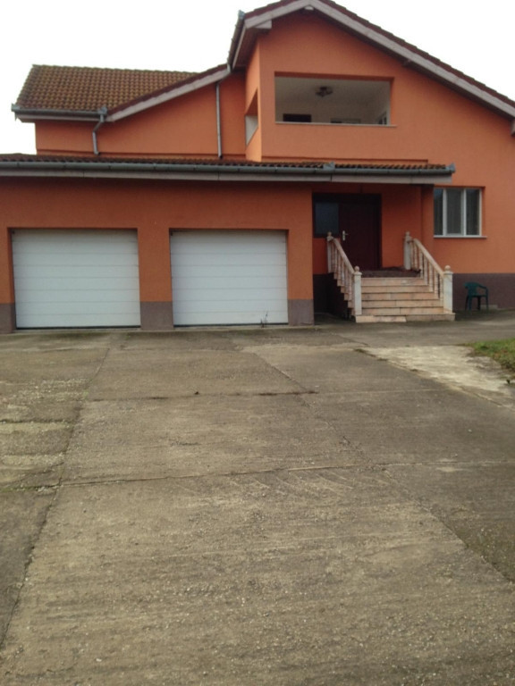 Casa strada Zlaști Hunedoara