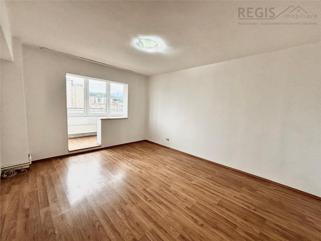 Apartament cu 4 camere | Centru Civic