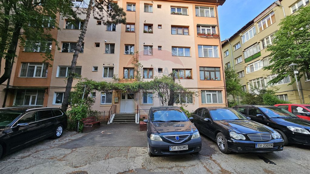 Apartament cu 2 camere de vânzare George Enescu, Suceava