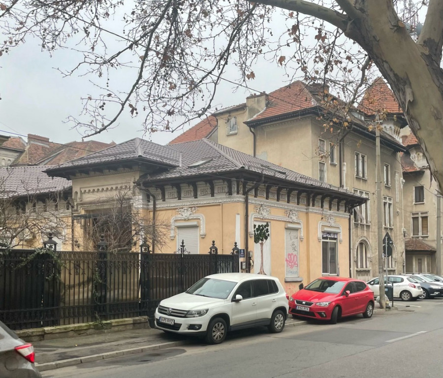 {MARIA ROSETTI} Casa individuala 160 mp + 178 mp teren