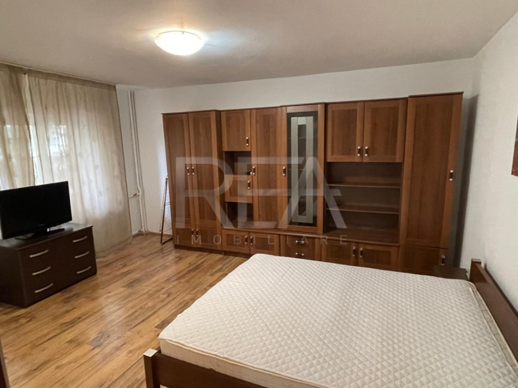 Garsonieră - decomandata - parter/8 - 1989 - Nerva Traian