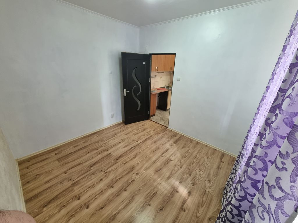 Garsoniera de vanzare zona CET