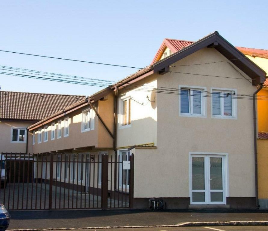 Pensiune 450 mp Central