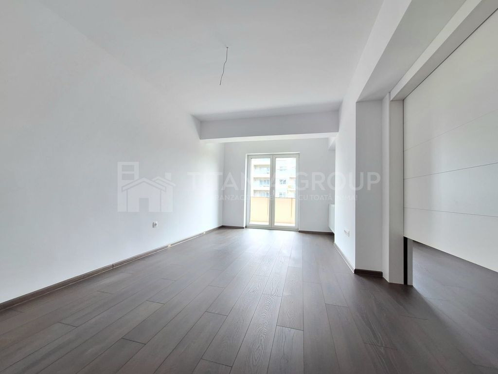 Garsoniera spatioasa +boxa -Faza V, Avantgarden Bartolomeu