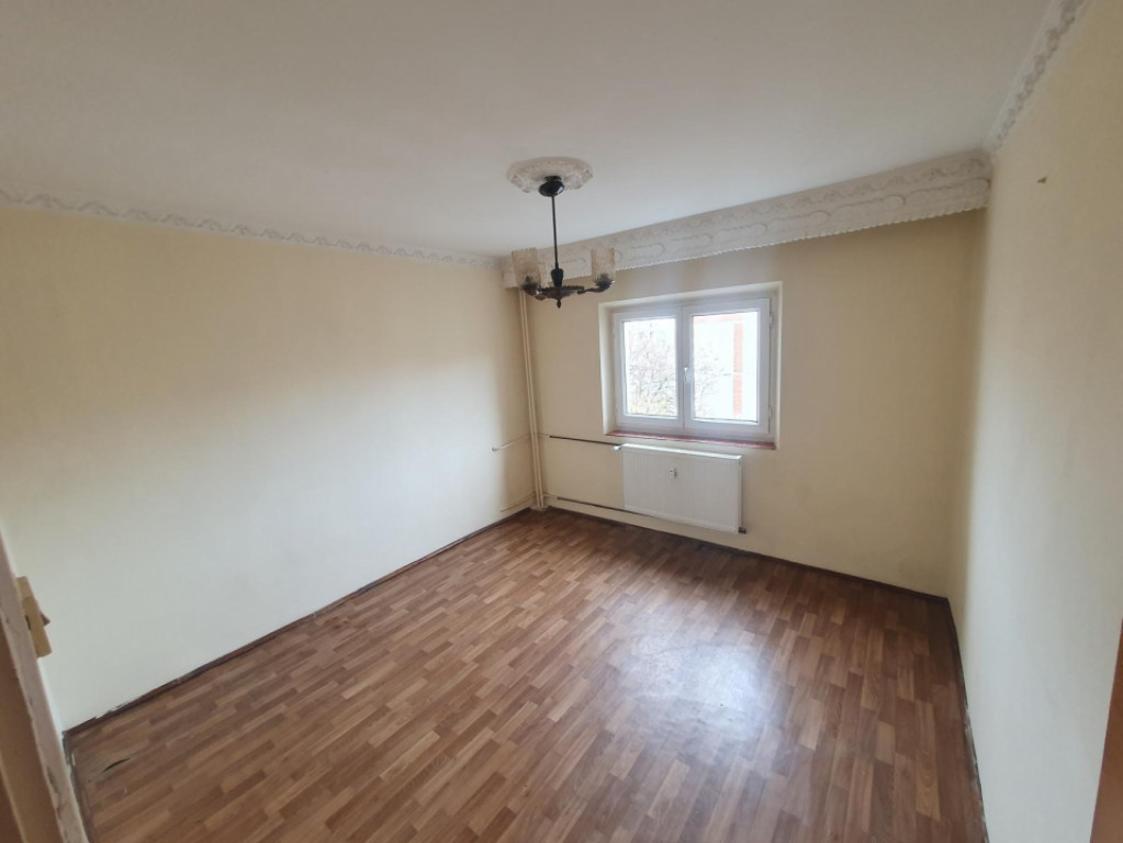 Apartament de 3 camere DECOMANDAT-Panduri-13 Septembrie