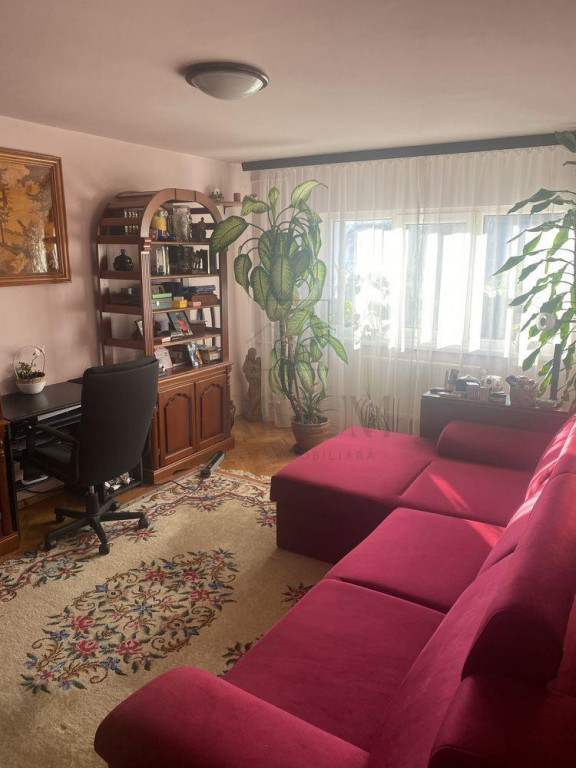 ARADULUI - 3 cam - 2 bai - decomandat - centrala proprie - c