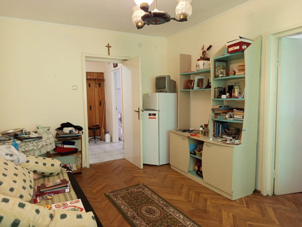 Apartament 2 camere in Deva, zona Al. Pacii-Sc . Gen. Nr. 4