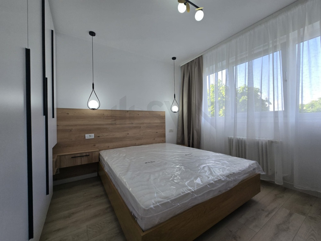Apartament 2 camere Renovat Mobilat