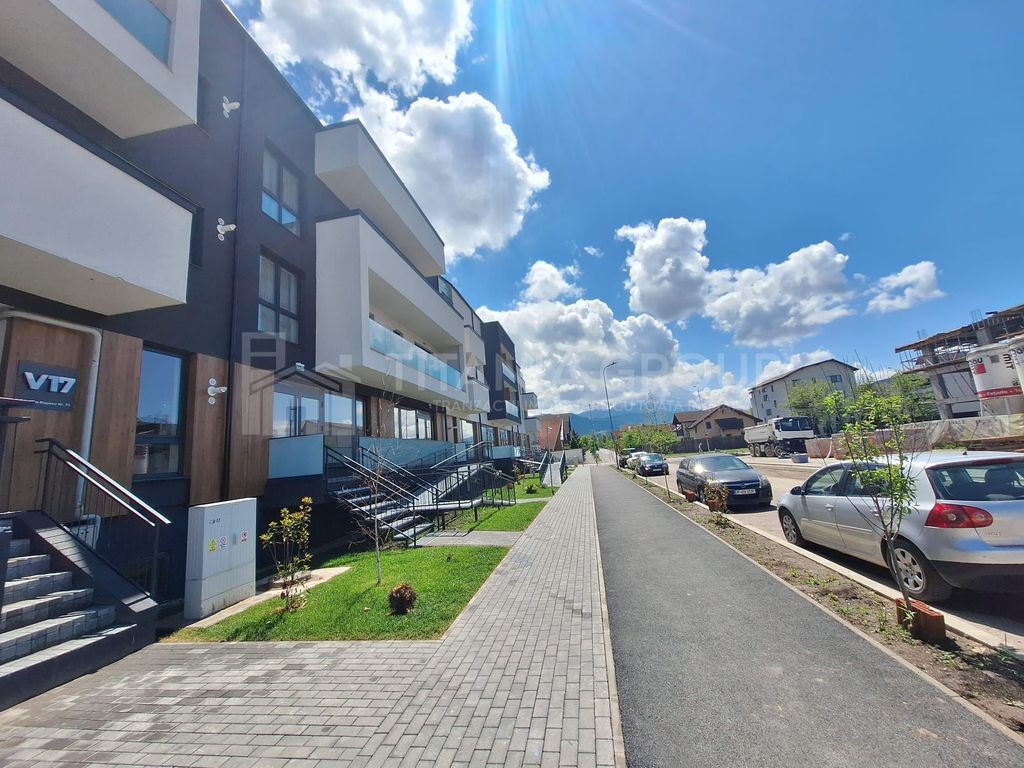 Apartament 3 camere nemobilat +loc de parcare - Maurer Vi...