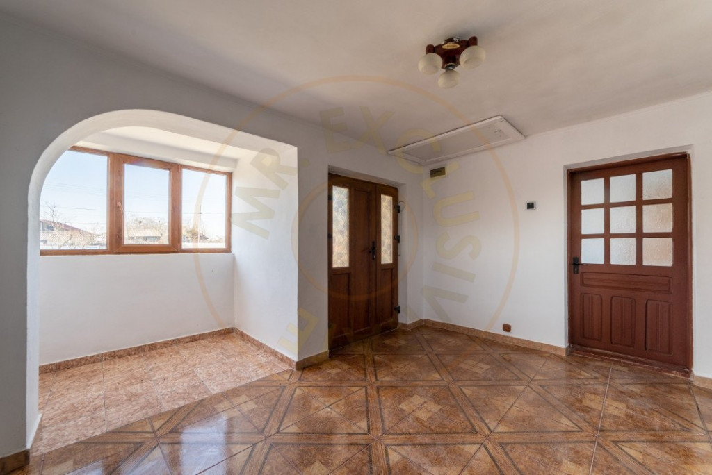 Casa cu teren de 1069 mp Bradu la 10 min de Pitesti!