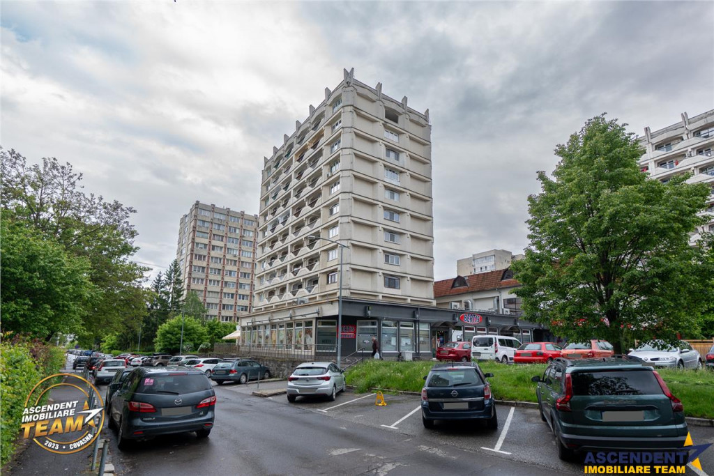 FILMTur 3D! Decomandat,mobilat,utilat,56 mp utili terasa,Sim