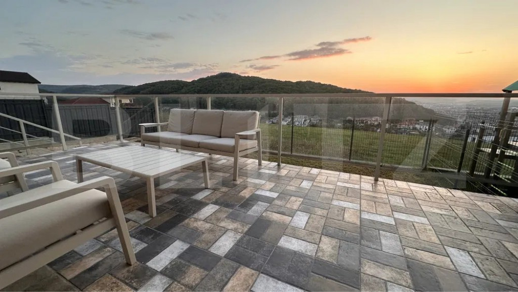 Duplex modern finisat, 120mp utili, priveliste superba, zona