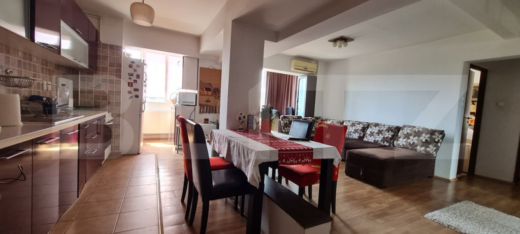 Apartament cu 3 Camere Spațios și Luminos de Vânzare –Z