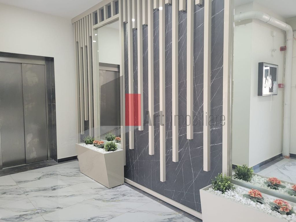 Vânzare apartament 3 camere Vitan Bârzești - Delta Vă...