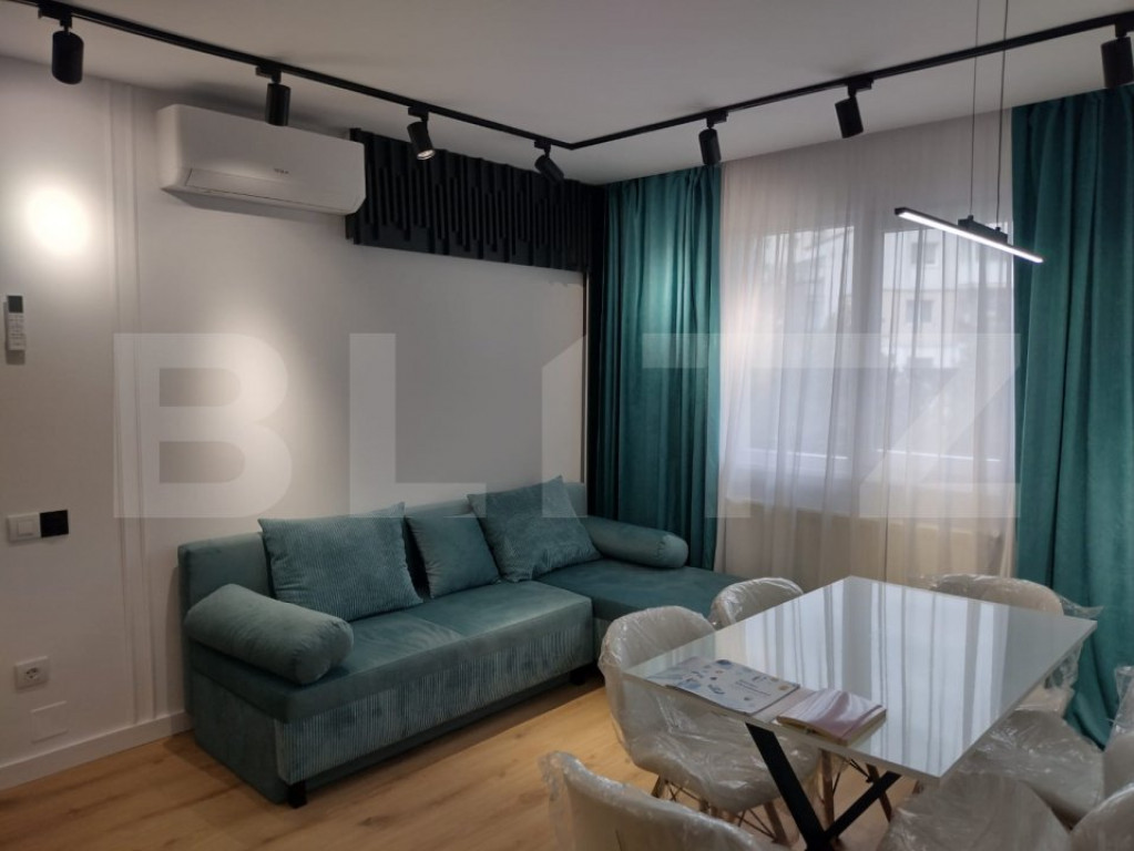 Apartament de vanzare, cu 4 camere, 56,5 mp, renovare de lux