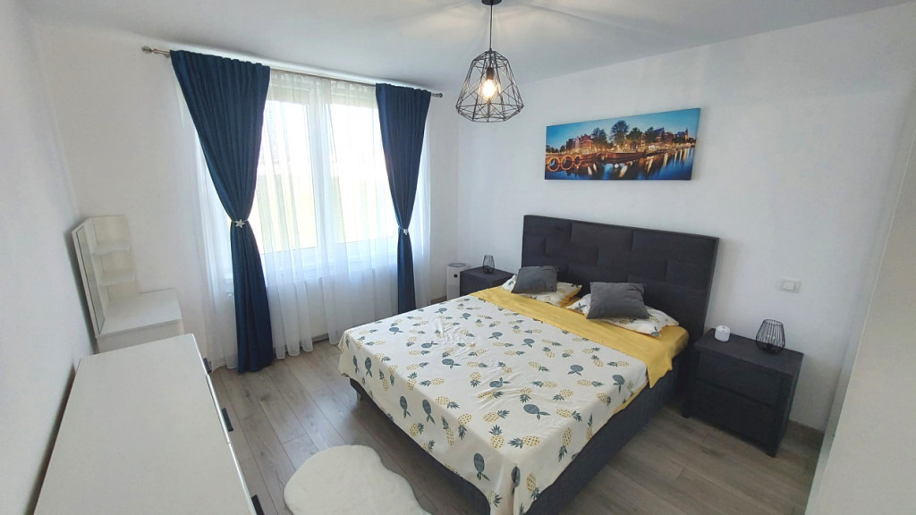 Apartament 3 camere lux zona Doamna Stanca