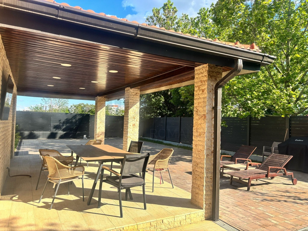 Vila Pipera I Class Residence