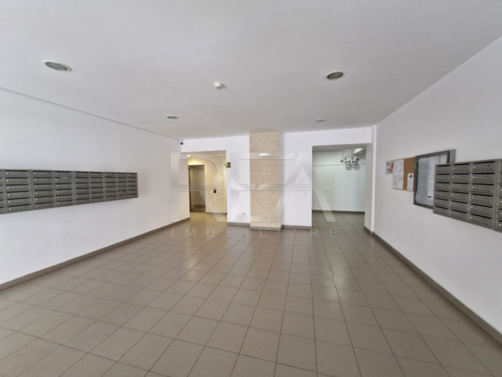 APARTAMENT CU 2 CAMERE DE VÂNZARE ÎN CARTIERUL PALLADIUM R
