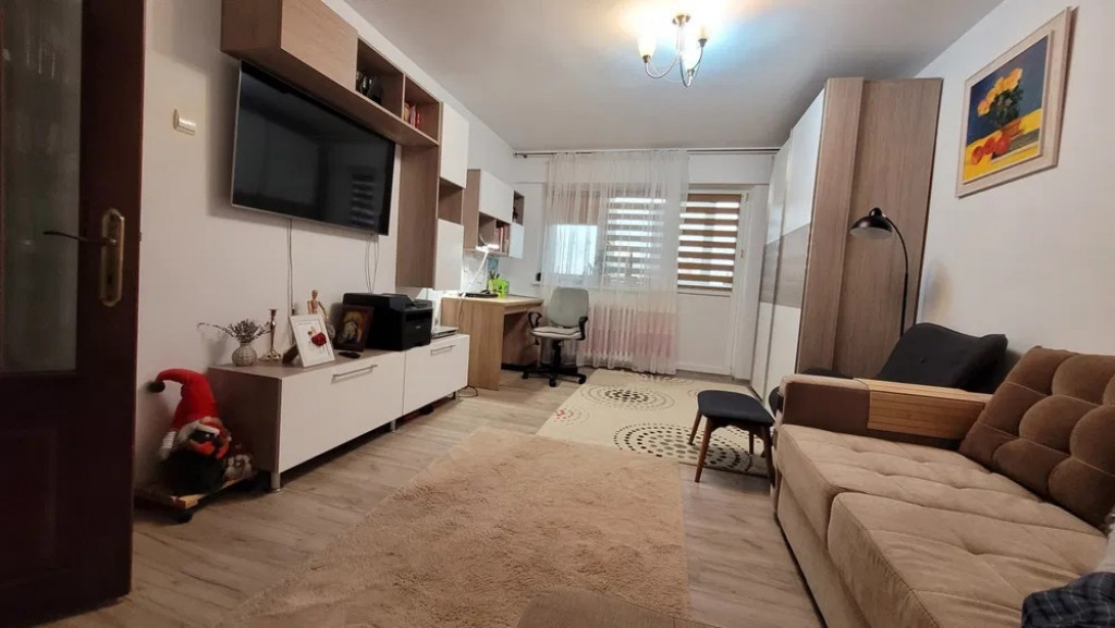 Apartament 2 camere BISERICA CU CEAS