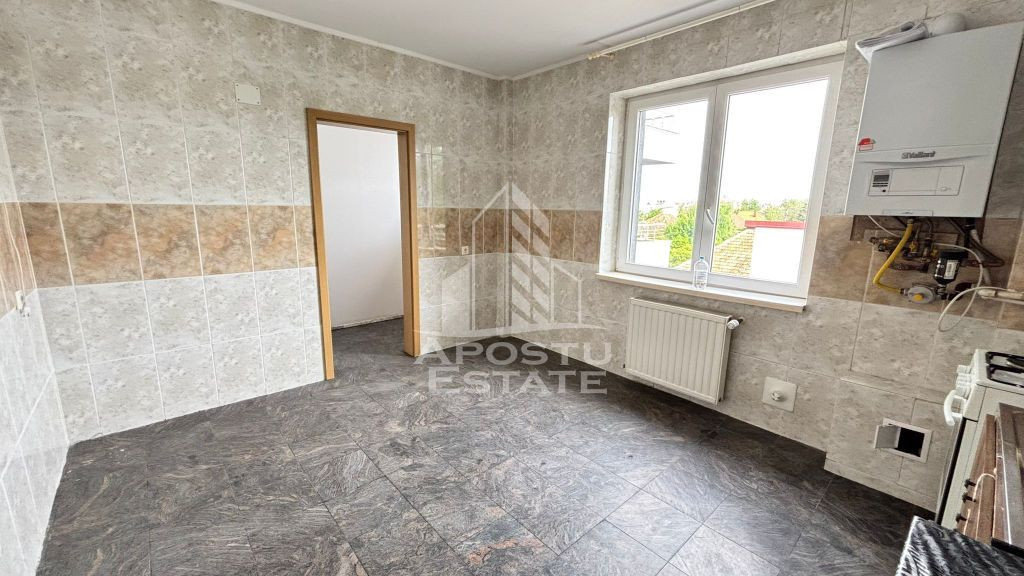 Apartament cu doua camere in zona Girocului, loc de parcare