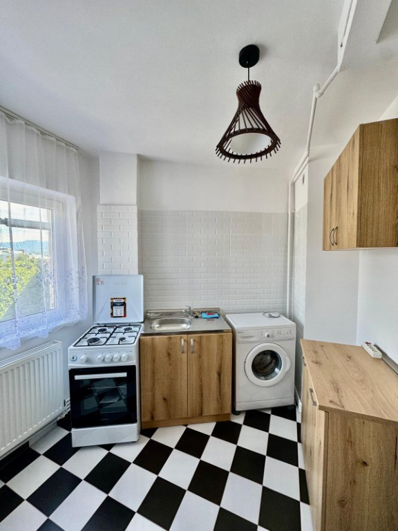 Garsonieră renovată recent, zona Ultracentrala