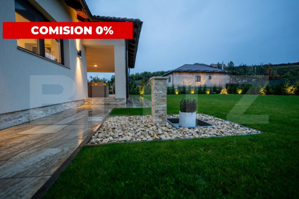 Casă de vanzare, cu 5 camere, 280 mp, zona Nord