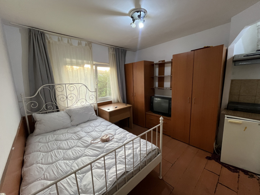 Garsonieră zona Soarelui