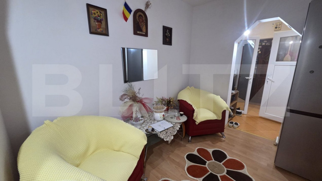 Apartament de vanzare, cu 2 camere, 45 mp, zona Simplon, Bra