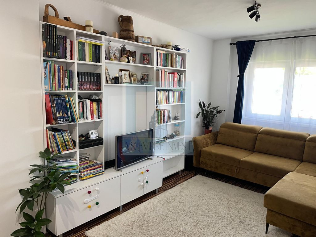 Apartament 4 camere mobilat/utilat, 2 bai - zona Craiter