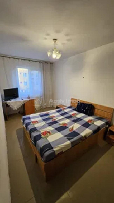 APARTAMENT 3 CAMERE SEMIDECOMANDAT KM5
