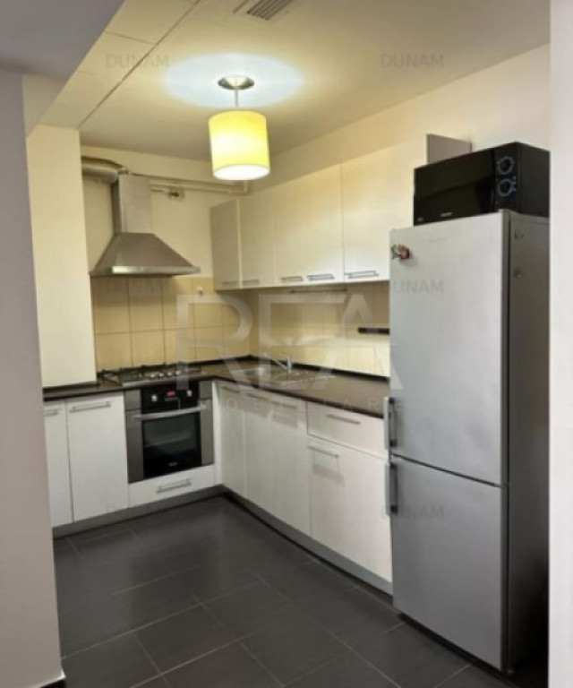 APARTAMENT CU 2 CAMERE DE VÂNZARE ÎN BLOCUL RIN GRAND HOTE