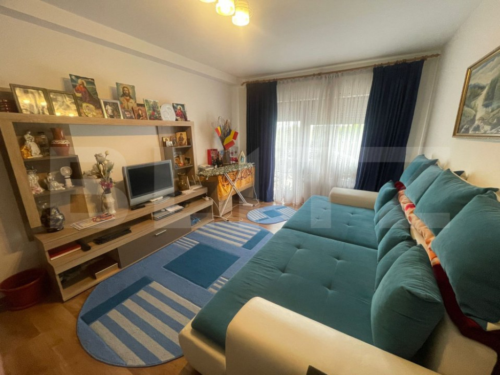 Apartament de vanzare, cu 2 camere, 63 mp, 2 locuri de parca