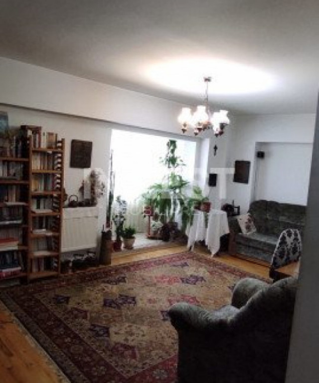 Apartament 4 camere decomandat, etaj intermediar, Selgros