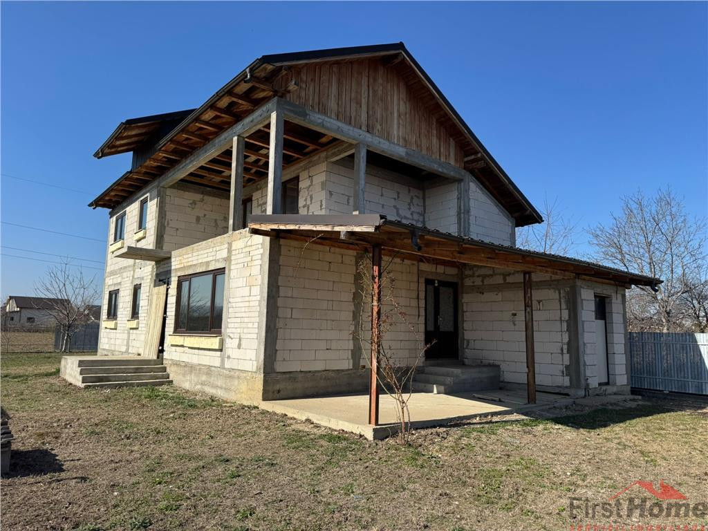 Casa P M la GRI de in Campineanca 250mp construiti 600mp te