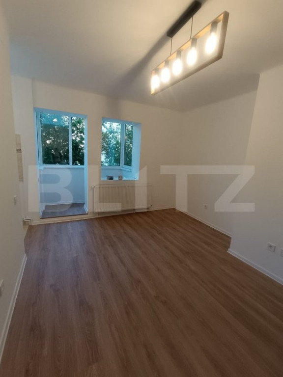 Apartament de vanzare, cu 2 camere, 35 mp, zona Făget