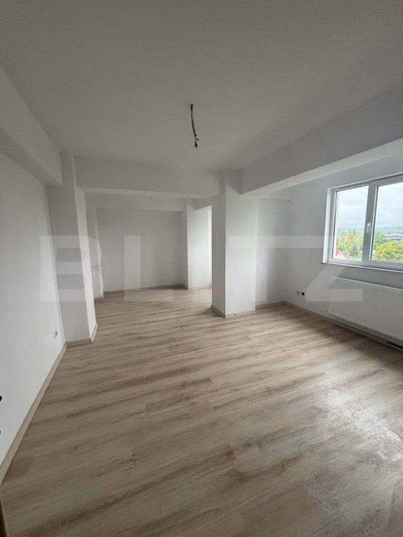 Microapartament de vanzare, 41 mp utili, zona Burdujeni