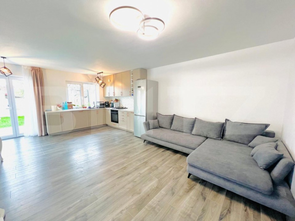 Casă / Vilă cu 3 camere de vânzare în zona Iris